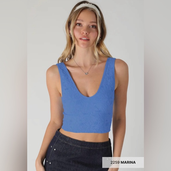Nikibiki Tops - 🆕🤍MARINA LACE SEAMLESS TANK